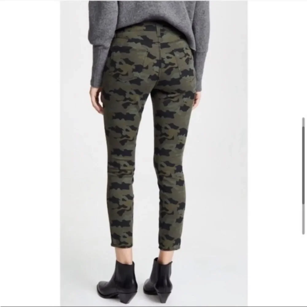 L’Agence Margot Camo Jeans size 25‎